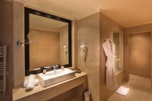 
Een badkamer bij Opera Plaza Hotel Marrakech
