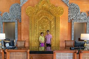 Mitarbeiter der Unterkunft Rawai Palm Beach Resort - SHA Extra Plus
