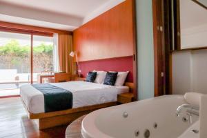 Postel nebo postele na pokoji v ubytování Samui Mekkala Seaview
