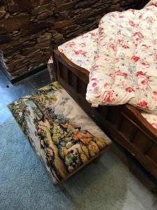 ParadinhaにあるCasa da Azenha - Aldeia da Paradinha com praia fluvialの部屋に並んで置かれた2つのベッド +39枚の写真