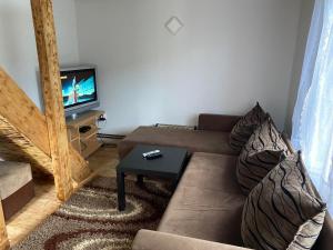 TV a/nebo společenská místnost v ubytování Bed and Breakfast Umoljani
