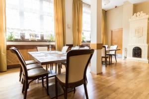 Posedenie v ubytovaní Hotel Vabank