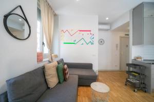 Zdjęcie z galerii obiektu Apartamentos Moratín Las Letras w Madrycie
