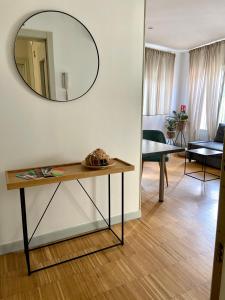 Zdjęcie z galerii obiektu Apartamentos Moratín Las Letras w Madrycie
