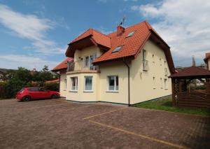 The building in which a vendégházakat is located