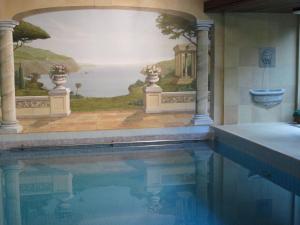 Bazén v ubytování Naturkost-Hotel Harz nebo v jeho okolí