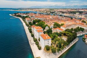 Fotografie z fotogalerie ubytování Two bedroom apartment in the old town MARIJA v destinaci Zadar