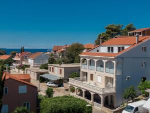 Afbeelding uit fotogalerij van MALOA One bedroom apartment in Smokvica