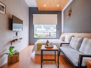 Area soggiorno di Field Trail Homestay