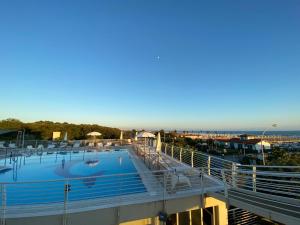 Bazén v ubytování Hotel Joseph nebo v jeho okolí