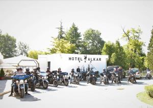 Επισκέπτες που μένουν στο Hotel Alkar