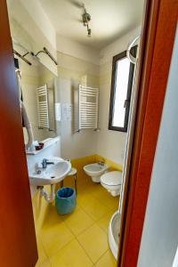 Ένα μπάνιο στο Hotel Pian Nava