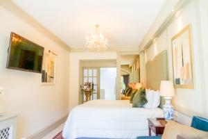 Gallery image of Cedar House Boutique B&B in Burton