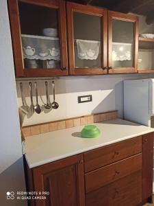 A cozinha ou cozinha compacta de Country House