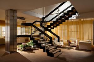 Hotel President
