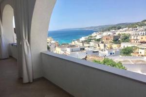 Foto dalla galleria di Veranda con vista mare a Castro di Lecce