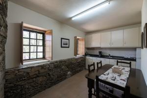 A cozinha ou kitchenette de Quinta de S. Jose - Turismo Rural