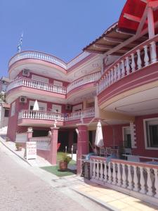Gallery image of petros house in Sarti