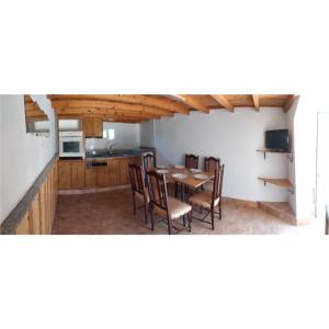 Kuchyňa alebo kuchynka v ubytovaní CASA "O Campo"