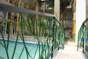 Der Swimmingpool an oder in der Nähe von Hotel Cascada Huasteca