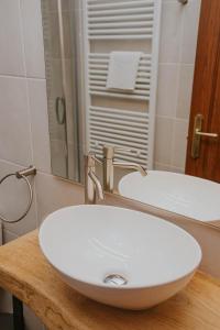 Un baño de Casa Etxalde