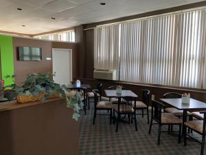 Restaurace v ubytování Travelodge by Wyndham Lake George NY