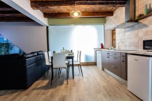 A kitchen or kitchenette at 3 Lienzos