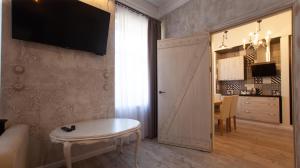 Kuchyň nebo kuchyňský kout v ubytování Biplan Hotel