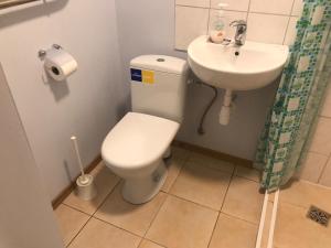 Ванная комната в SIA Cikstonis