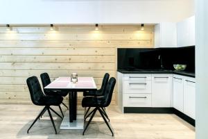 Kuchyň nebo kuchyňský kout v ubytování Apartamenty Tatrzańskie Turnie