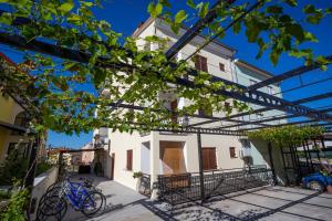 a view of the courtyard of a building at Villa Confort Exclusive in Rovinj