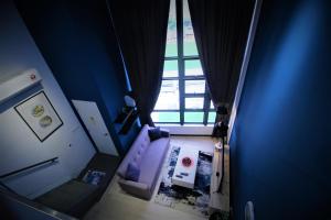 MLH Designer Duplex Suite @ EkoCheras的休息区