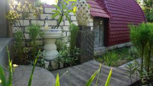 Afbeelding uit fotogalerij van Bougainvillea Bungalow in Nusa Penida