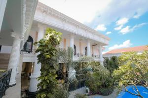 Gallery image of The Grand Palace Hotel Yogyakarta in Yogyakarta