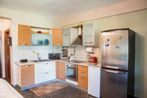 A kitchen or kitchenette at Eirinis House