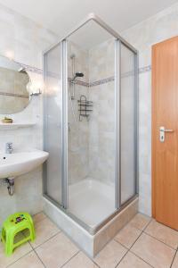 Ένα μπάνιο στο Ferienhaus Pia