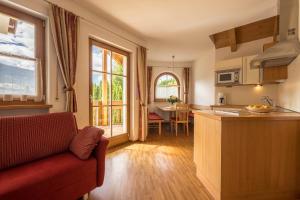 Kuchyňa alebo kuchynka v ubytovaní Tischlerhof - Typ A mit Balkon