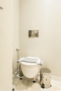 Ένα μπάνιο στο Plaka City Centre Studio