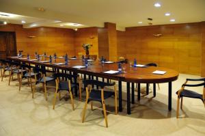 The business area and/or conference room at Zenit Dos Infantas