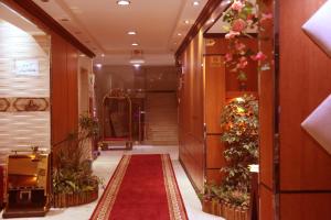 Lobbyn eller receptionsområdet på Rokn Al Omor Apartments by Quiet Rooms