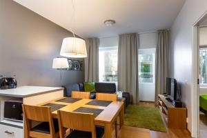 Kuchyň nebo kuchyňský kout v ubytování Finlandia Hotel Imatran Kylpylä Spa