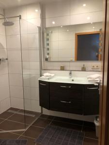 Koupelna v ubytování Bürgemeister Apartment + 9 fotografií