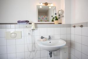 Koupelna v ubytování De Kanalkieker Apartmenthaus Meier