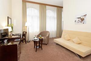 Ruang duduk di Grand Palace Hotel Hannover