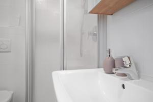 Koupelna v ubytování Rafaser - Apartment Albina + 14 fotografií