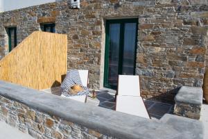 Zdjęcie z galerii obiektu Traditional suites in Chora Kythnos #3 w mieście Kitnos