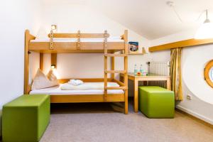 Ένα ή περισσότερα κρεβάτια σε δωμάτιο στο Jugendherberge Eichstätt