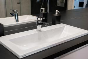 Kúpeľňa v ubytovaní City Break Gdańsk Rajska 8 Apartamenty