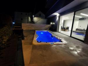 Bazén v ubytování SPA Apartment Vito nebo v jeho okolí