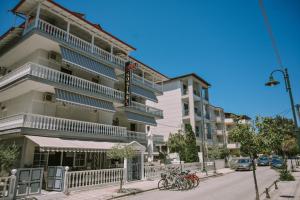 Gallery image of Hotel Kostas in Olympic Beach